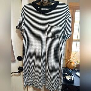 T-shirt dress